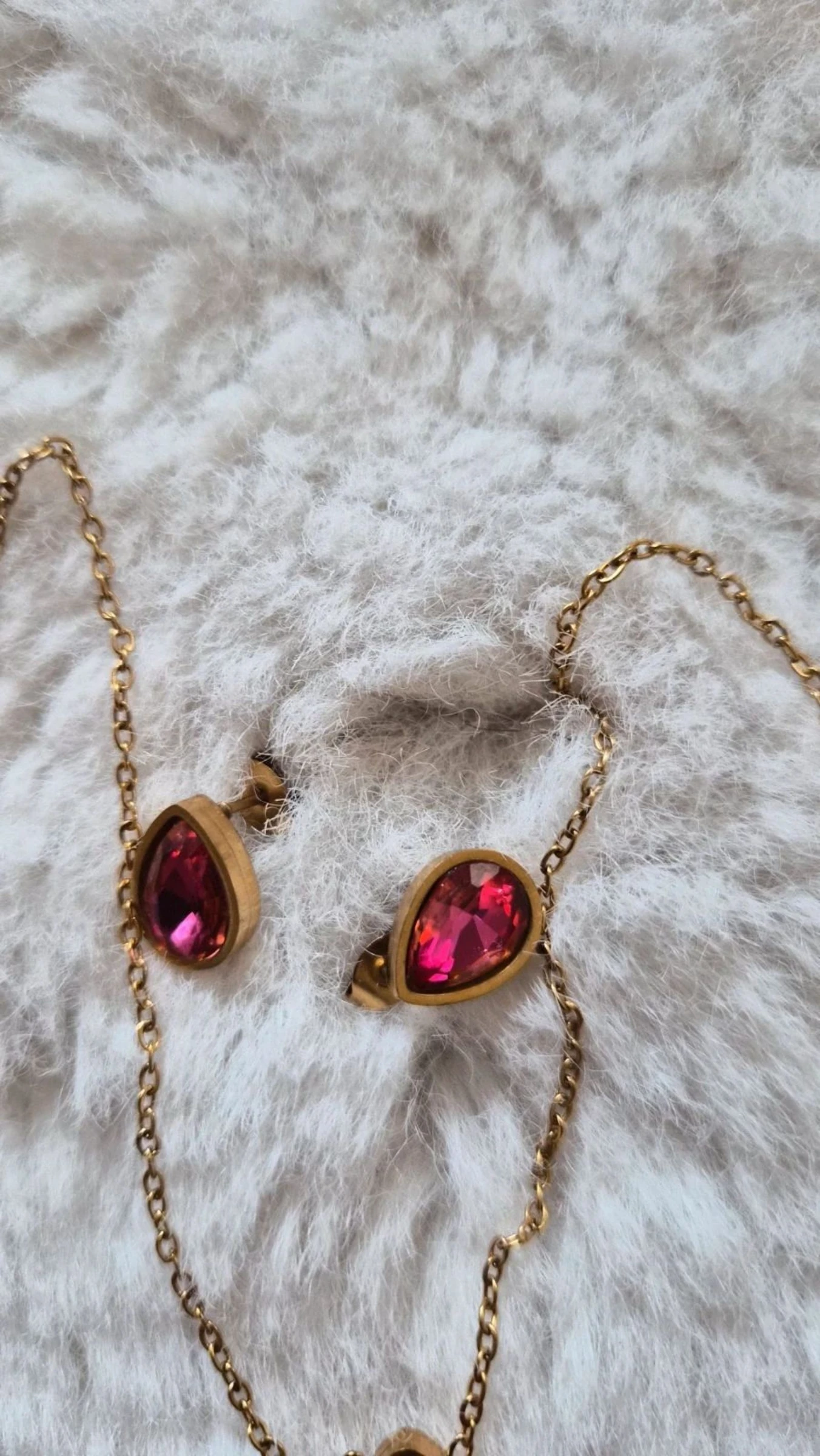 Conjunto de pendientes y collar de acero inoxidable – photo 9
